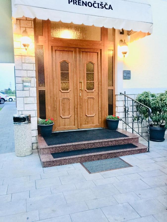Готель Stara Lipa Tasner Free Kitchen&Garage&Parking-Self Check In Марібор Екстер'єр фото